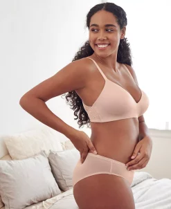 B.TEMPT'D Women's Future Foundation With Lace Wirefree Bra 952253 6 B.TEMPT'D Women's Future Foundation With Lace Wirefree Bra 952253 -B.TEMPT’D Shop 15331097 fpx