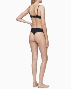 Calvin Klein Women's Liquid Touch Lightly Lined Plunge Bra -B.TEMPT’D Shop 18491895 fpx