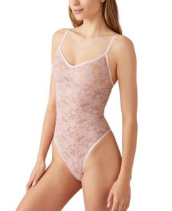 B.TEMPT'D Women's Shadow Scene Lace Bodysuit 936268 4 B.TEMPT'D Women's Shadow Scene Lace Bodysuit 936268 -B.TEMPT’D Shop 23685140 fpx