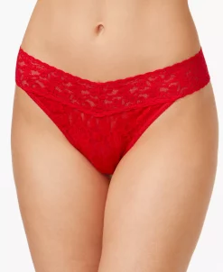 HANKY PANKY Women's Signature Lace Original Rise Thong 6 HANKY PANKY Women's Signature Lace Original Rise Thong -B.TEMPT’D Shop 3123669 fpx